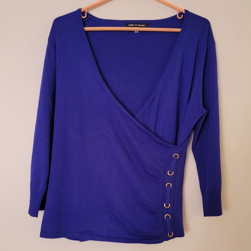 Cable & Gauge V-Neck Sweater Size XL